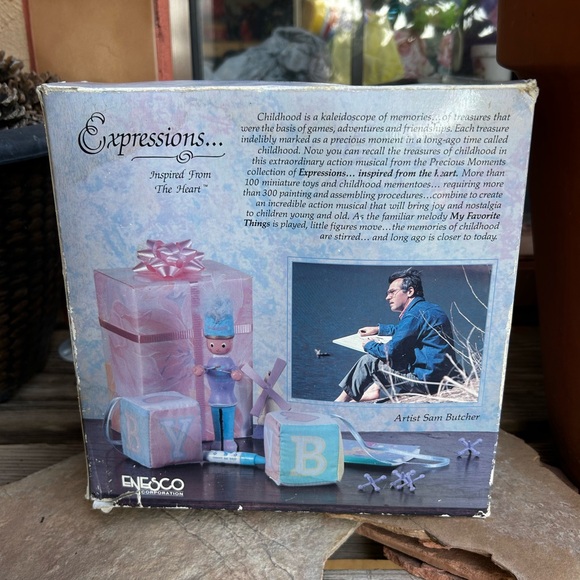 Precious Moments Toy Chest Music Box Pink New in Box - Picture 12 of 16